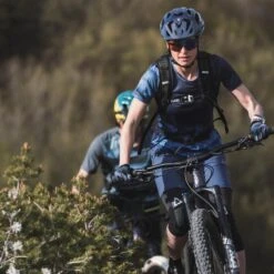 Loeffler Cuissard De Cyclisme Pour Femme EVO-E CSL Vintigo - Bleu 3 Loeffler Cuissard De Cyclisme Pour Femme EVO-E CSL Vintigo - Bleu -Velo Composant Magasin cuissard de cyclisme pour femme evo e csl vintigo bleu 3