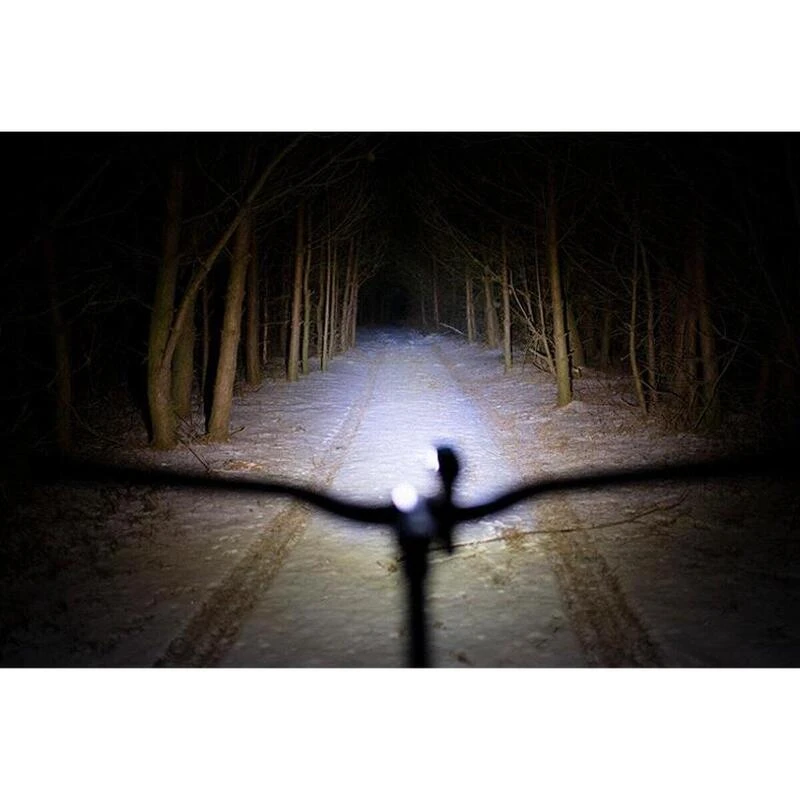 Kit d'éclairage pour vélo 1200 et 120 Lumen - Eclairage avant et arrière Kit D'éclairage Pour Vélo 1200 Et 120 Lumen - Eclairage Avant Et Arrière -Velo Composant Magasin kit declairage pour velo 1200 et 120 lumen eclairage avant et arriere 4