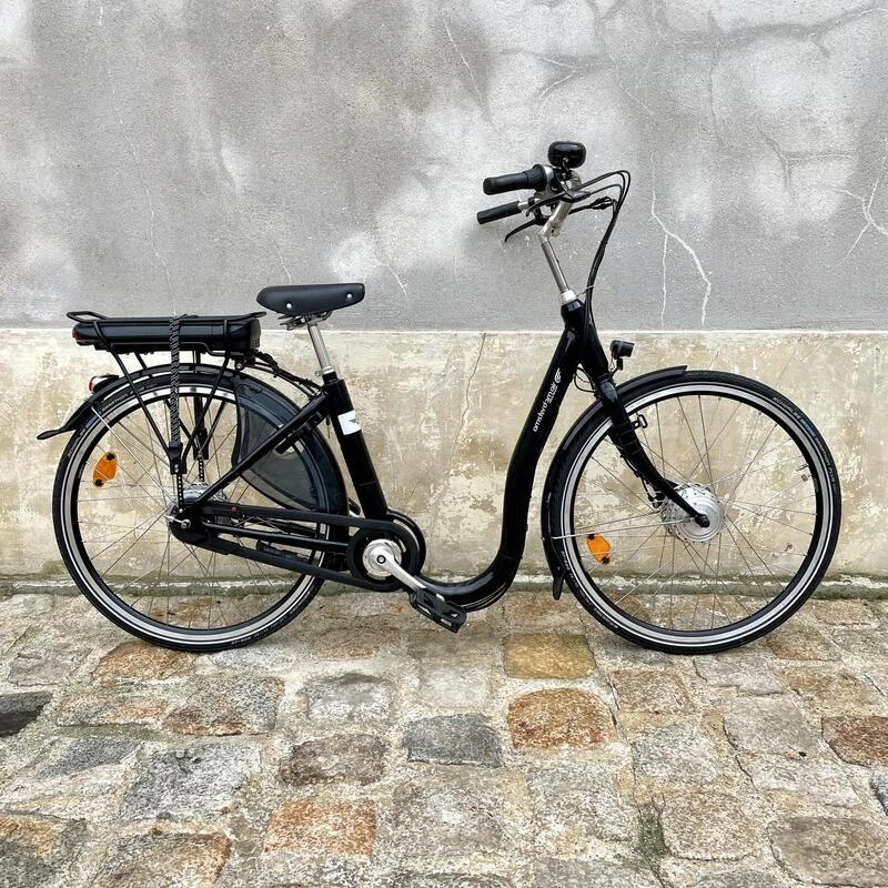 Reconditionné - vélo électrique Amsterdam Air - City Premium - Excellent état Reconditionné - Vélo électrique Amsterdam Air - City Premium - Excellent état -Velo Composant Magasin reconditionne velo electrique amsterdam air city premium excellent etat 1