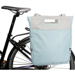 Sac Isotherme Porte Bagage 16L Bleu/Gris - Vélo électrique, VTT, VTC - HAPO-G 2 Sac Isotherme Porte Bagage 16L Bleu/Gris - Vélo électrique, VTT, VTC - HAPO-G -Velo Composant Magasin sac isotherme porte bagage 16l bleugris velo electrique vtt vtc hapo g 2